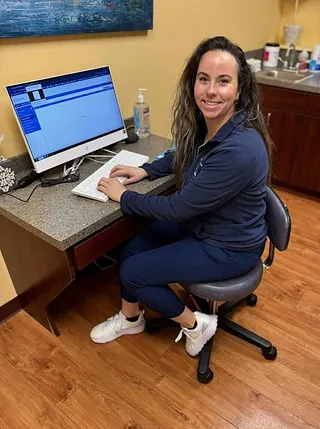Mellisa, Chairside Assistant for Dr. Mirzaei at Southern Delaware Foot & Ankle in DE
